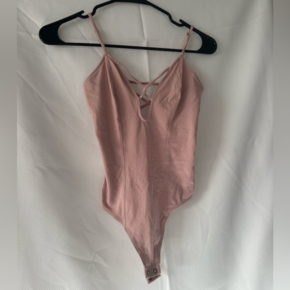 EXPRESS “ONE ELEVEN” Bodysuit - Picture 2 of 7